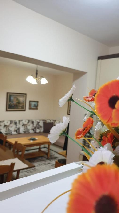 Valentina'S Apartment Tirana Exterior photo