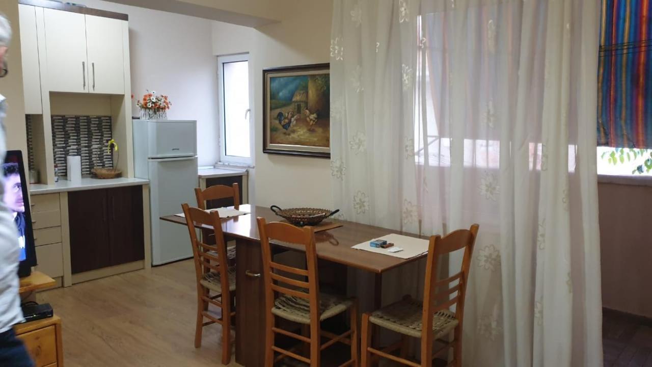 Valentina'S Apartment Tirana Exterior photo